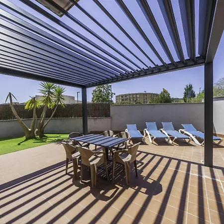 Terraza, Piscina Y Parking En Tossa Apartment