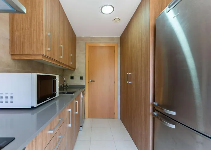 Pjs - Terraza, Piscina Y Parking En Tossa